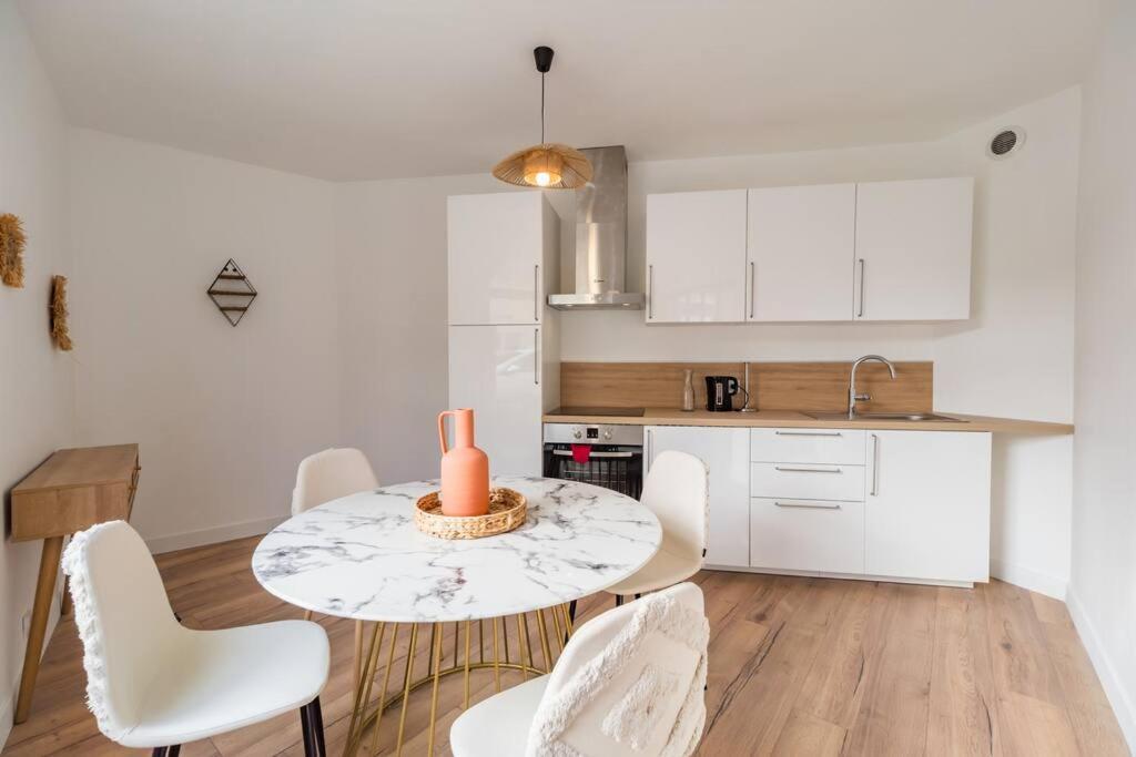 Elegant Appartement 2Chambres Cote De Granit Rose เพลอเมอร์-โบดู ภายนอก รูปภาพ